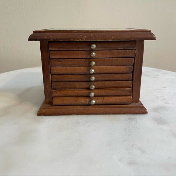 Vintage set of 8 wooden coasters in wooden box Colonial Eagle gold - Picture 2 of 8